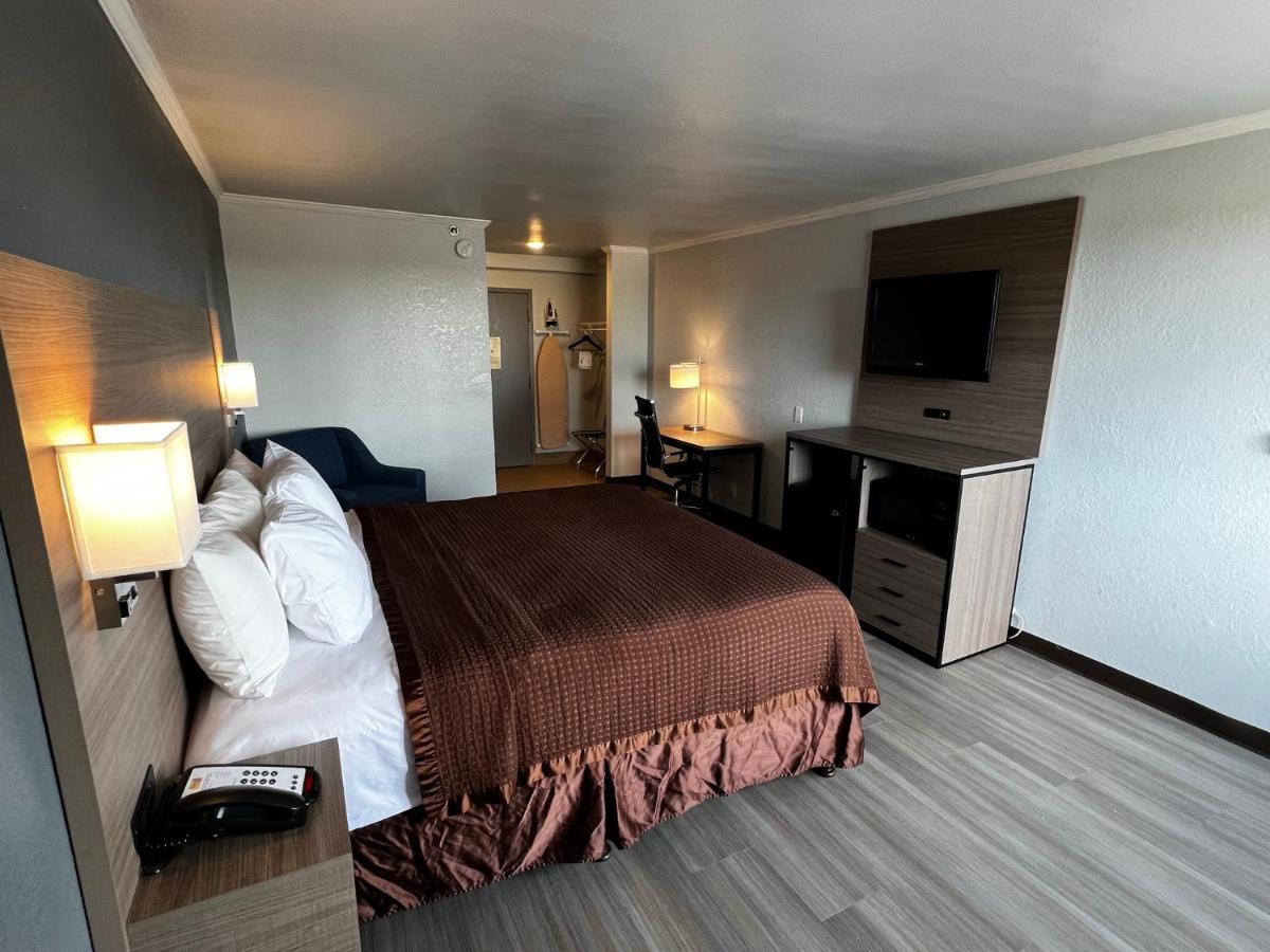 Super 8 By Wyndham Fort Worth Entertainment District المظهر الخارجي الصورة