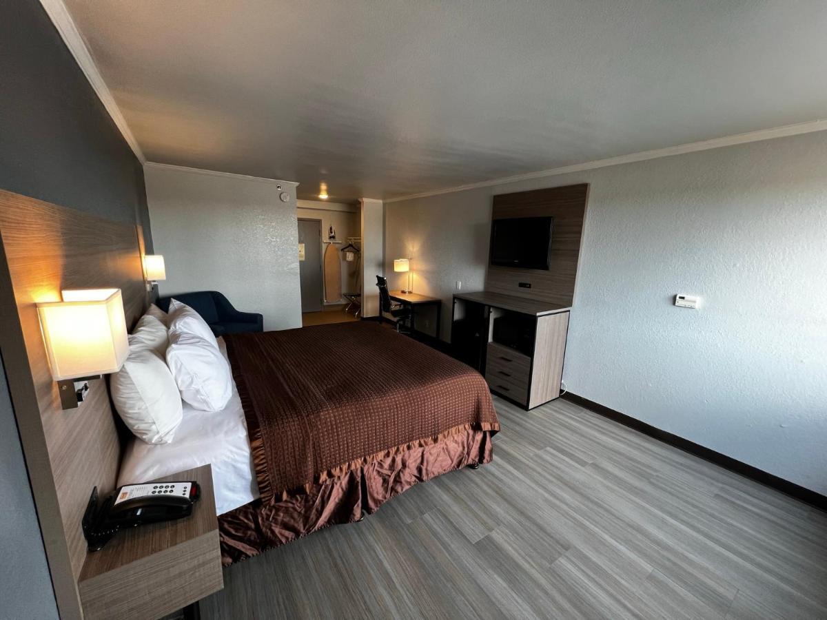 Super 8 By Wyndham Fort Worth Entertainment District المظهر الخارجي الصورة