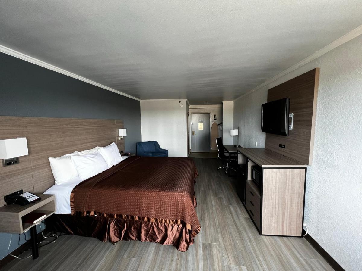 Super 8 By Wyndham Fort Worth Entertainment District المظهر الخارجي الصورة